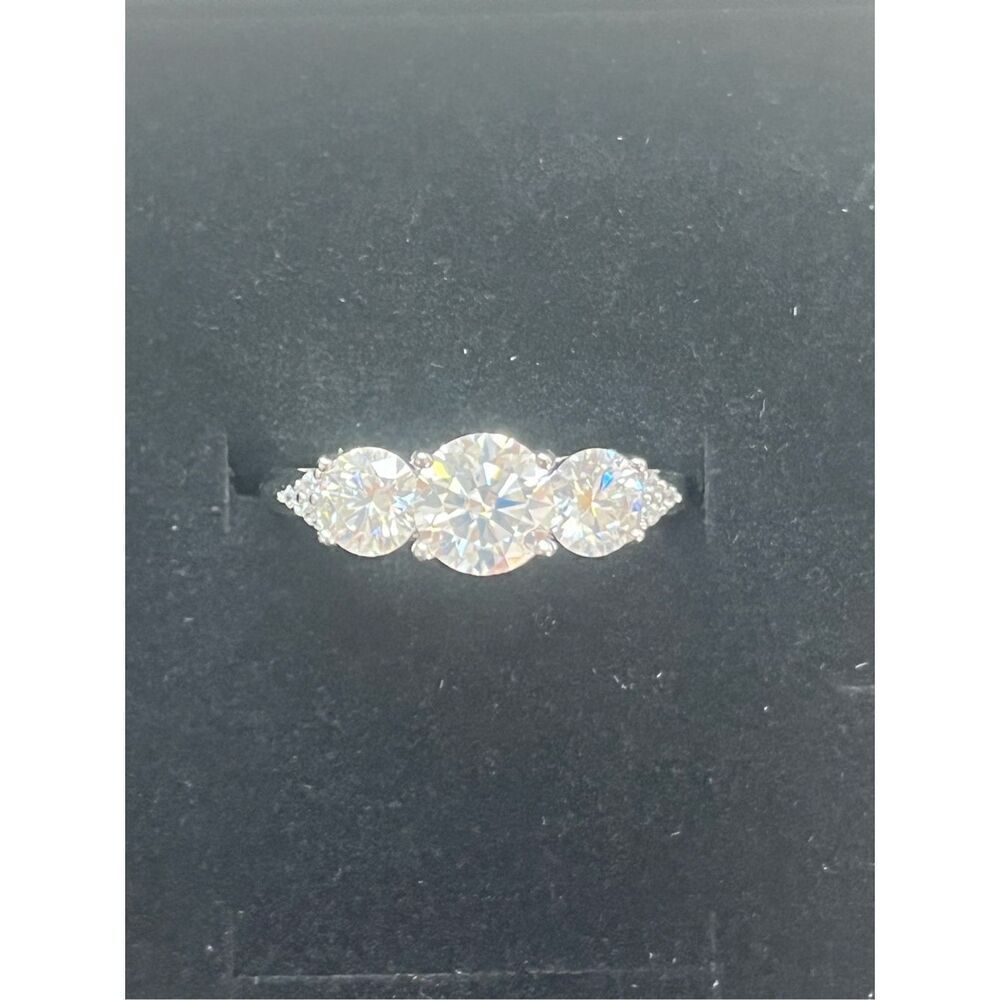 2.00 TCW  Round Cut Moissanite Three Stone Sterling Silver Ring Size 8 NEW